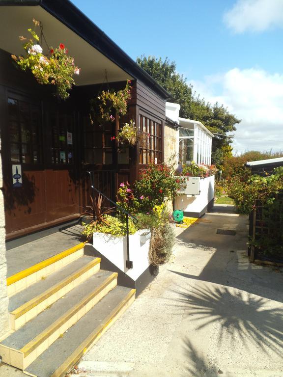 The Badger Inn Carbis Bay Exterior photo